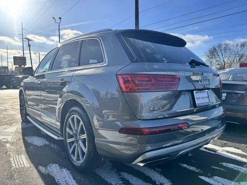 2018 Audi Q7 2.0T Premium Plus