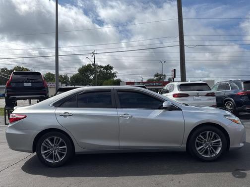 2015 Toyota Camry SE