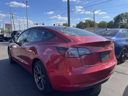 2022 Tesla Model 3 Standard Range