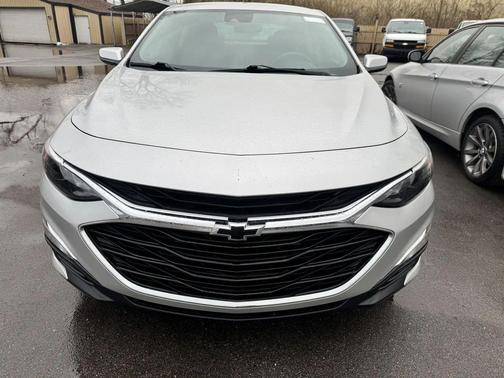 2021 Chevrolet Malibu FWD RS