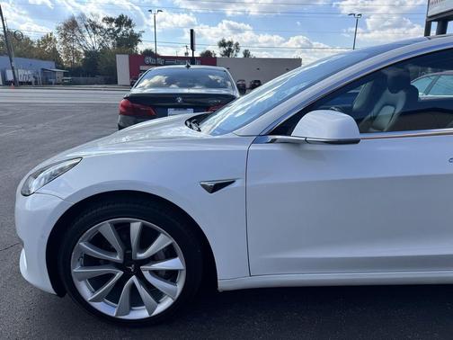 2019 Tesla Model 3 Standard Range