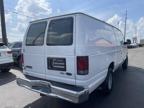 2010 Ford E250 Cargo