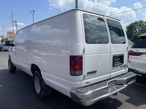 2010 Ford E250 Cargo