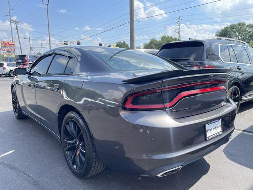 2018 Dodge Charger SXT