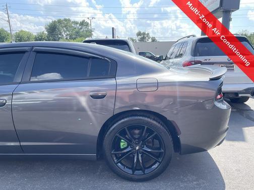 2018 Dodge Charger SXT