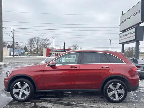 2017 Mercedes-Benz GLC 300 4MATIC