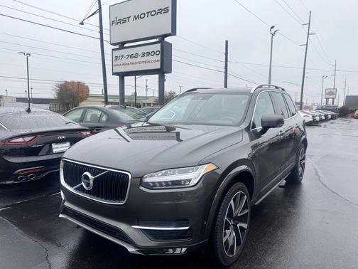 2018 Volvo XC90 T6 Momentum