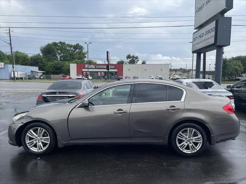 2010 INFINITI G37x Base