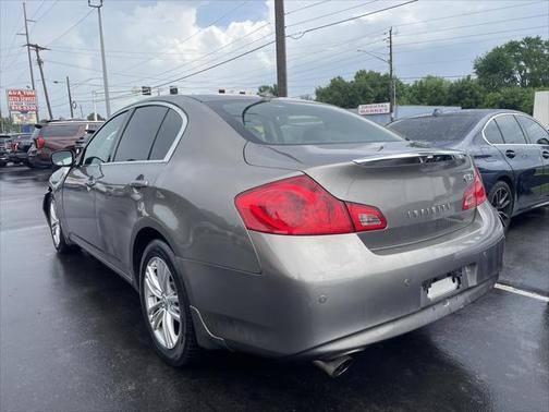 2010 INFINITI G37x Base