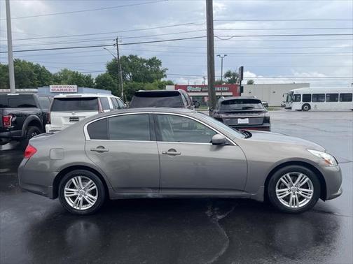 2010 INFINITI G37x Base