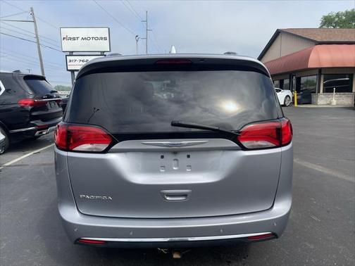 2020 Chrysler Pacifica Touring L