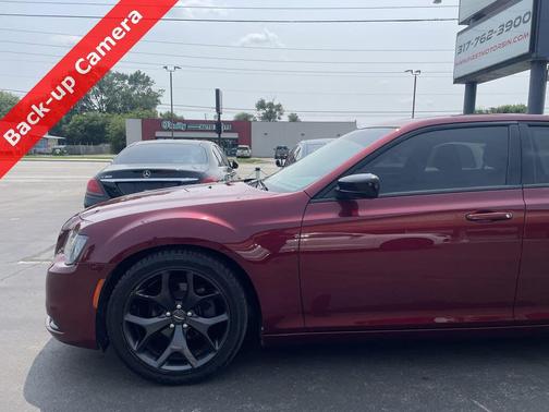 2020 Chrysler 300 Touring