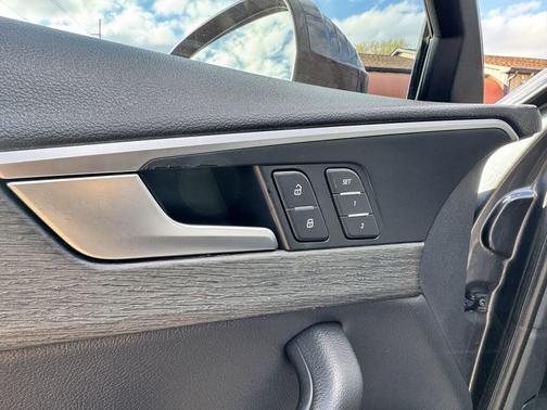 2018 Audi A4 2.0T Premium