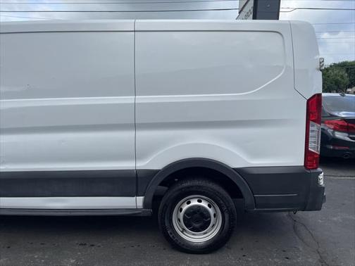 2017 Ford Transit-150 Base