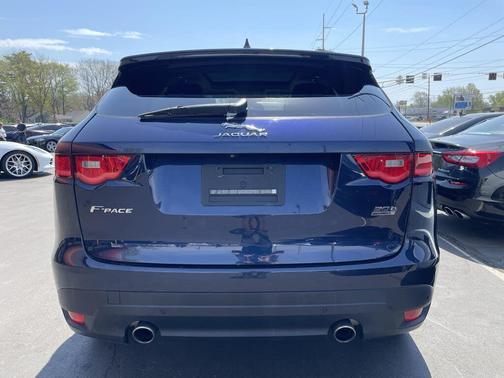 2019 Jaguar F-PACE 30t Premium