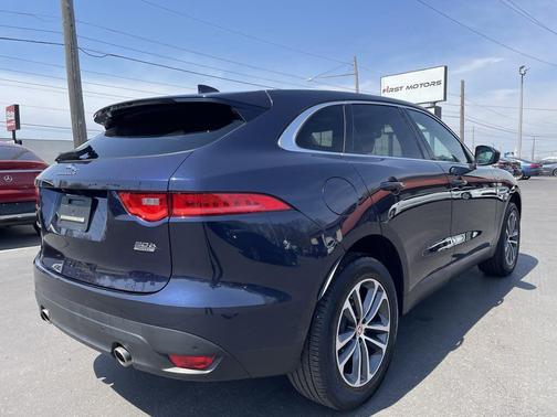 2019 Jaguar F-PACE 30t Premium