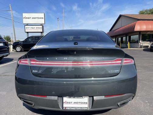 2015 Lincoln MKZ Base
