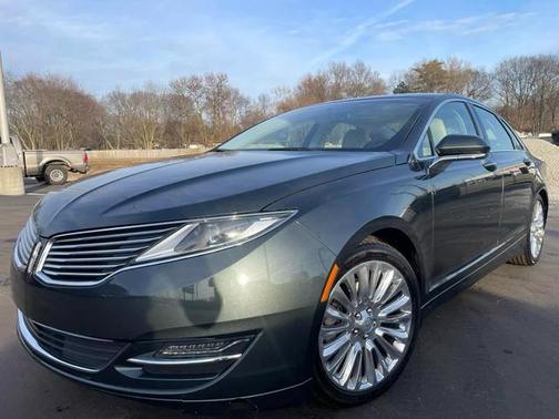 2015 Lincoln MKZ Base