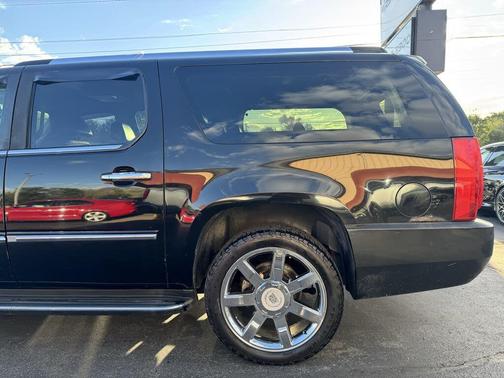 2008 Cadillac Escalade ESV Standard