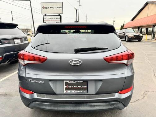 2016 Hyundai TUCSON SE