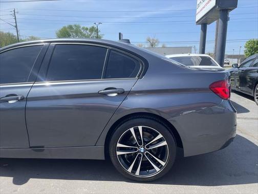 2018 BMW 330 330i