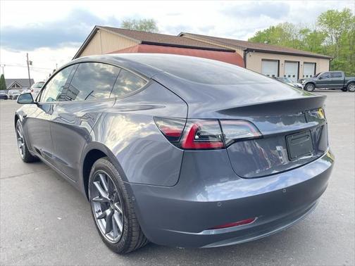 2022 Tesla Model 3 Standard Range