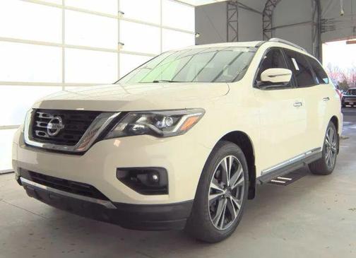 2017 Nissan Pathfinder 