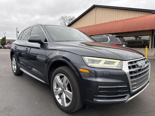 2018 Audi Q5 2.0T Premium Plus