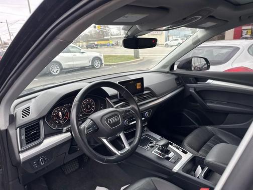 2018 Audi Q5 2.0T Premium Plus