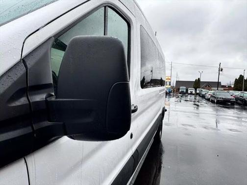 2017 Ford Transit-350 XL