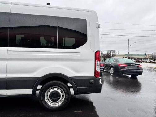 2017 Ford Transit-350 XL