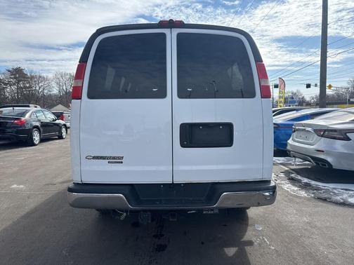 2013 Chevrolet Express 2500 LT