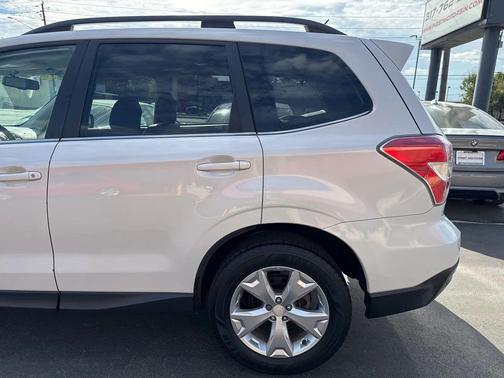 2014 Subaru Forester 2.5i Limited