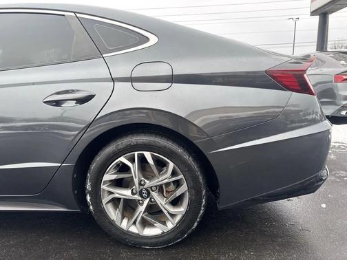 2021 Hyundai SONATA SEL