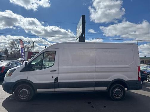 2015 Ford Transit-250 Base