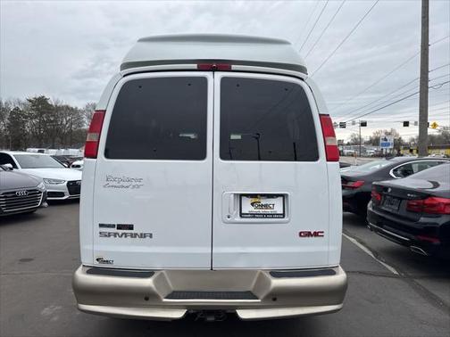 2011 GMC Savana 2500 LT