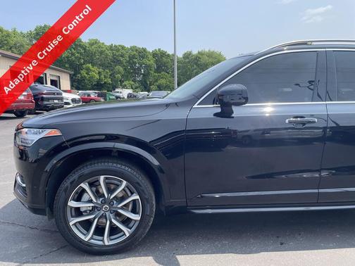 2018 Volvo XC90 T5 Momentum