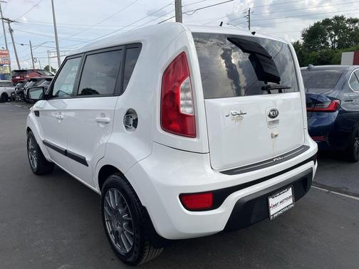 2013 Kia Soul +