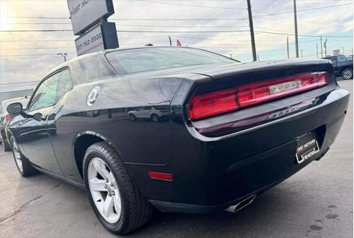 2013 Dodge Challenger SXT