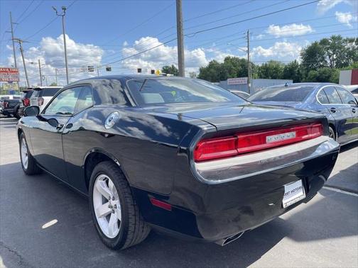 2013 Dodge Challenger SXT
