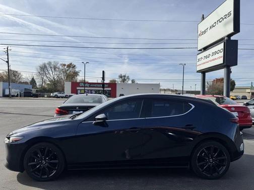 2019 Mazda Mazda3 FWD w/Premium Package
