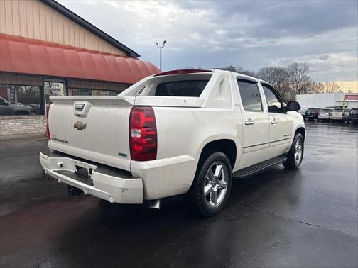 2011 Chevrolet Avalanche 1500 LTZ