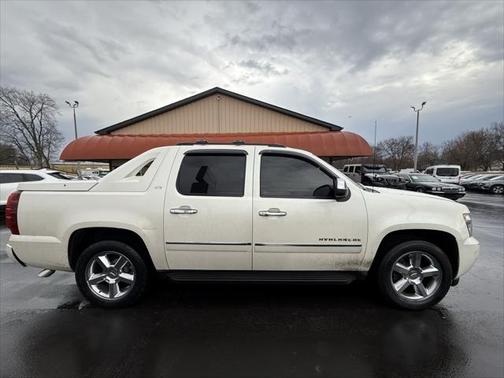 2011 Chevrolet Avalanche 1500 LTZ