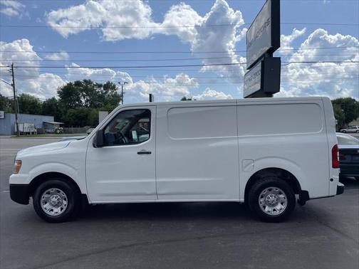 2016 Nissan NV Cargo NV3500 HD S V8