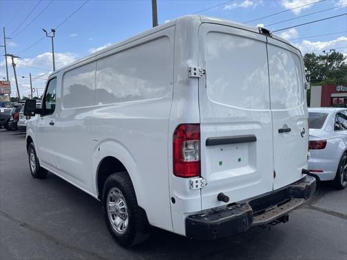 2016 Nissan NV Cargo NV3500 HD S V8