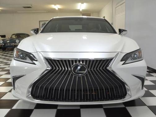 2020 Lexus ES 350 Base
