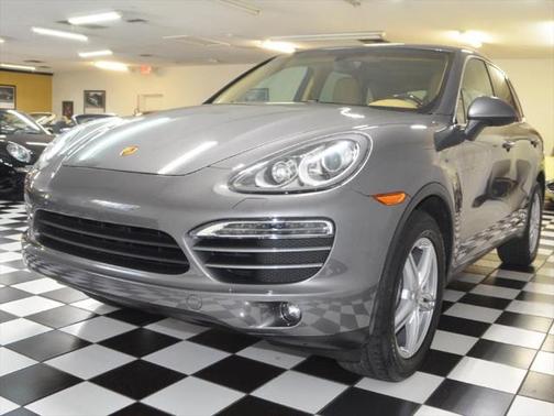 2012 Porsche Cayenne Base