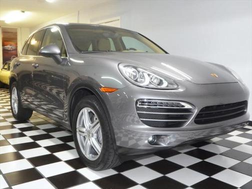 2012 Porsche Cayenne Base