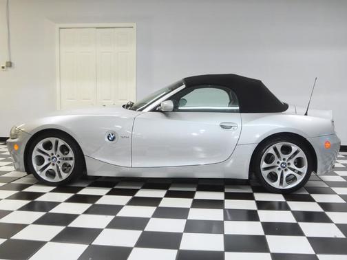 2005 BMW Z4 3.0i Roadster