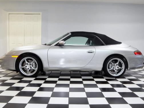 2003 Porsche 911 911 Carrera Cabriolet